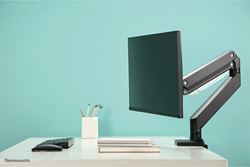 Neomounts Select monitor desk mount image 14